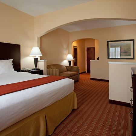 Holiday Inn Express & Suites Greenville Airport I85 By Ihg Exterior photo