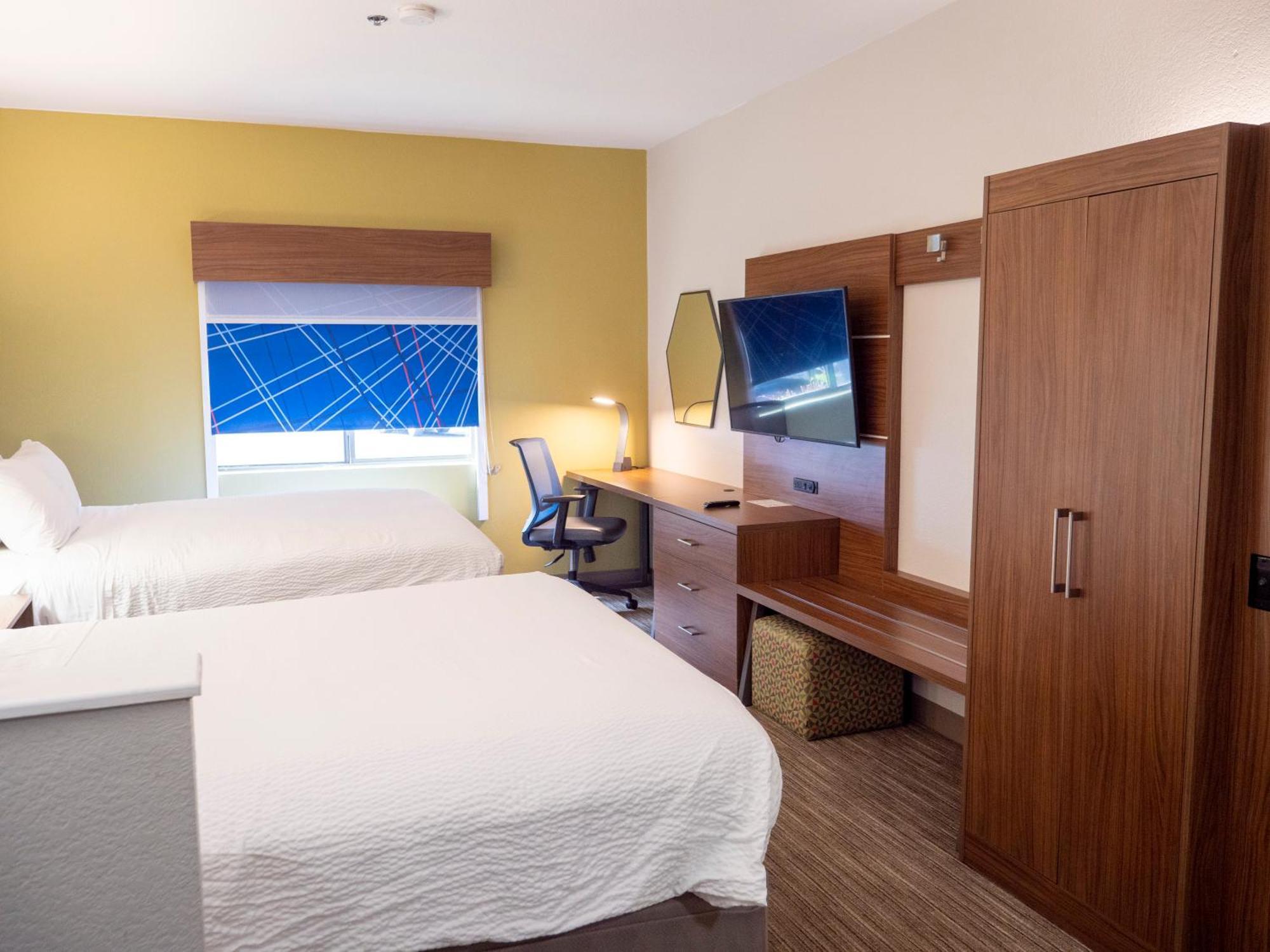 Holiday Inn Express & Suites Greenville Airport I85 By Ihg Exterior photo
