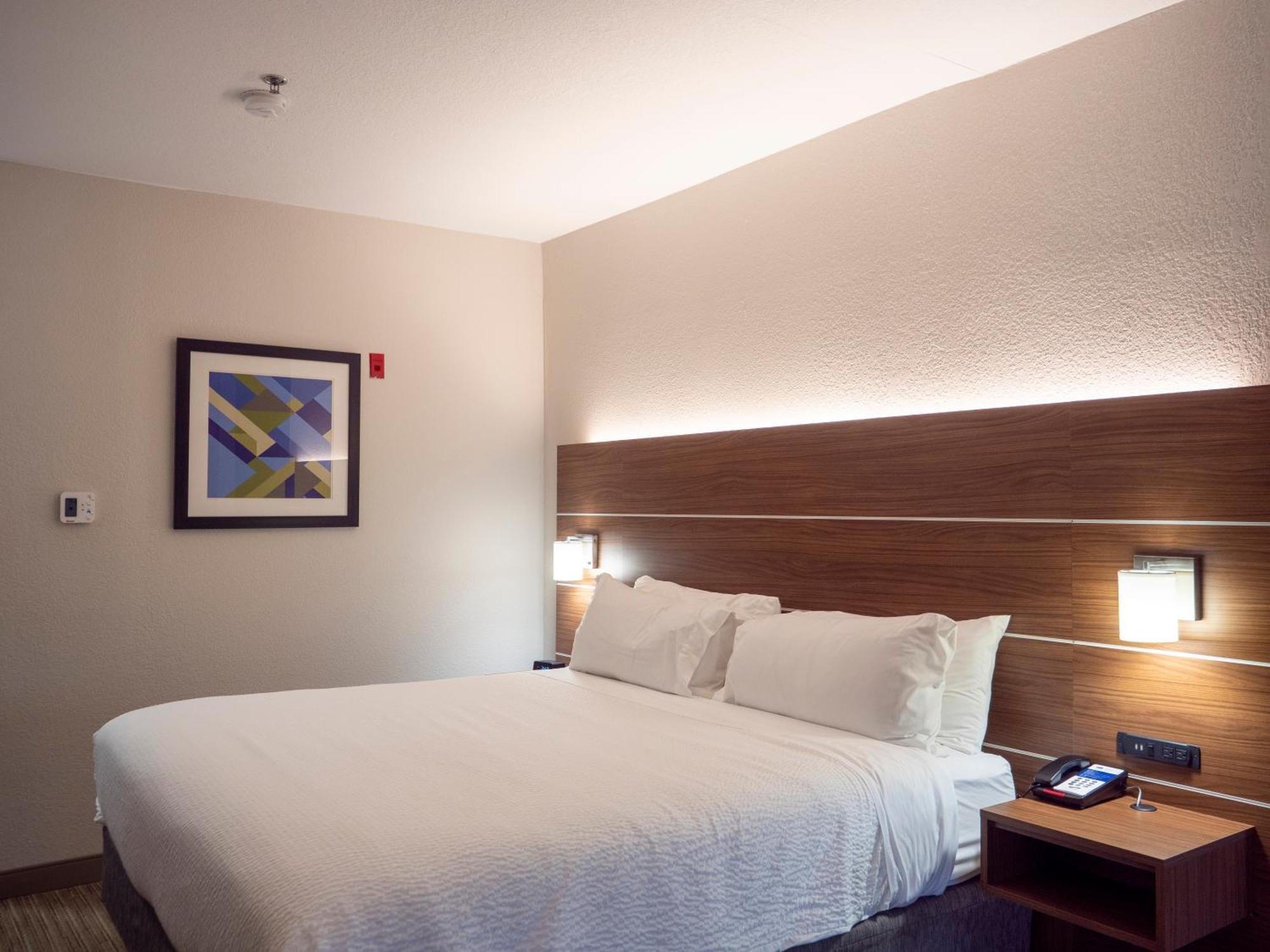 Holiday Inn Express & Suites Greenville Airport I85 By Ihg Exterior photo